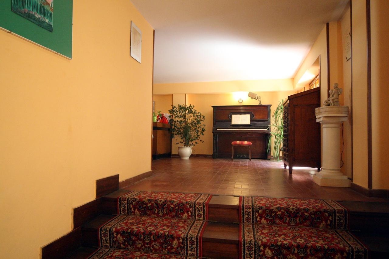 Albergo I Longobardi Chiusi Luaran gambar